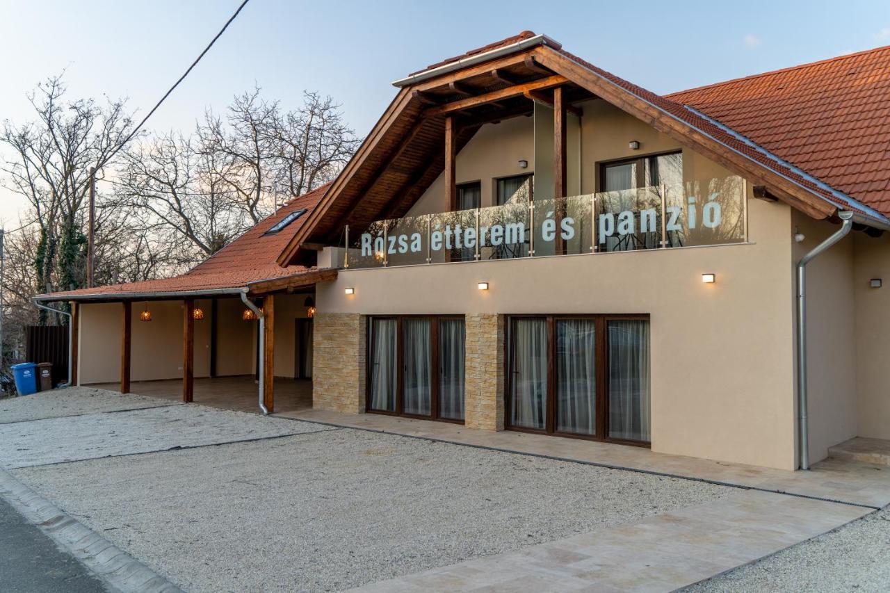 Rozsa Etterem & Panzio Bed & Breakfast Pecs Luaran gambar